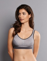 Triumph Triaction Extreme Lite N Non-Wired Sports Bra White (0003) 34A CS :  : Clothing, Shoes & Accessories